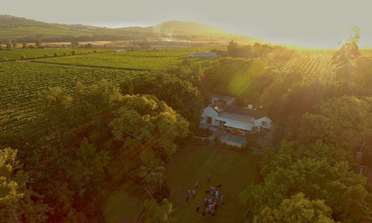 Отель Rouana Guest Farm Стелленбос Экстерьер фото